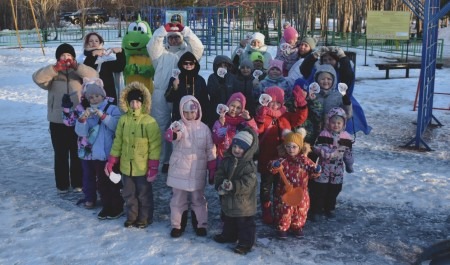 Волонтеры Северодвинска приглашают юных жителей города на дворовые игры 