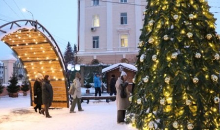 В архангельском парке аттракционов ждут семьи на новогодние программы