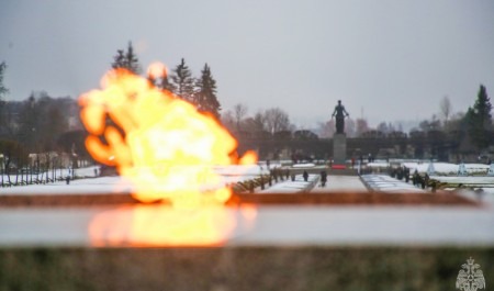 В МЧС России почтили память жителей и защитников блокадного Ленинграда