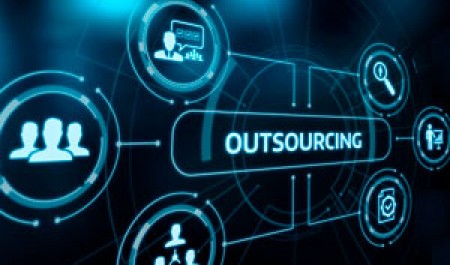 Юридические и регуляторные нюансы аутсорсинга ДБО в России