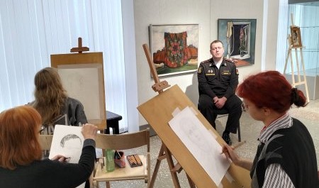 Студенты Архангельского колледжа культуры приняли участие в акции «Портрет героя»