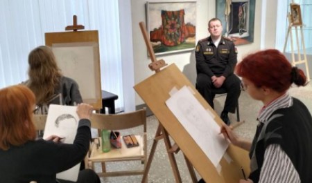 Архангельские живописцы и студенты в рамках акции написали портреты бойцов СВО
