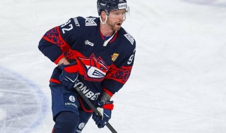 Кузнецов под угрозой разрыва контракта с «Металлургом» после конфликта с Разиным