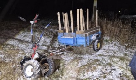 Подросток из Архангельской области погиб при управлении мотоблоком