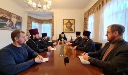 Митрополит Корнилий возглавил рабочее совещание в епархиальном управлении 