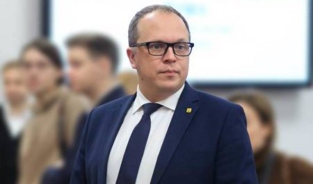 Многодетный отец, говорящий на английском. Дмитрий Морев собирает команду