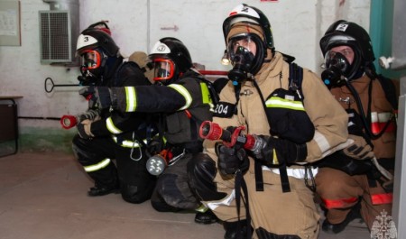 Специалисты МЧС России ликвидировали условную аварию на космодроме Байконур