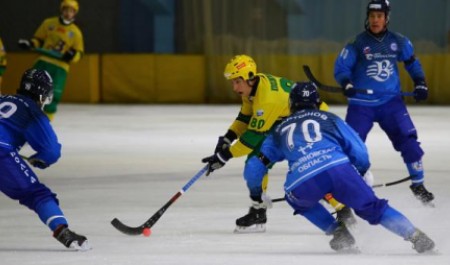 Архангельский «Водник» начал выездное турне разгромом в Ульяновске