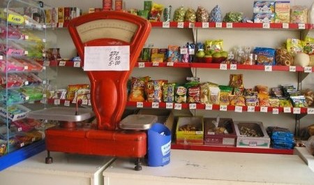 Борзые подростки ограбили в Плесецке магазин