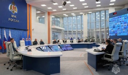 Ежeнeдельноe селекторное совeщание под руководством заместителя Министра Виктора Яцуценко состоялось в МЧС России