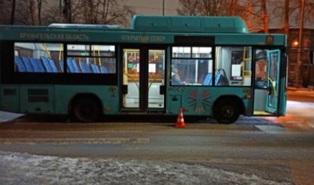 В Архангельске водитель «Рико» сбил девочку-подростка: на него составлены протоколы