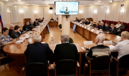 В САФУ прошло торжественное награждение сотрудников