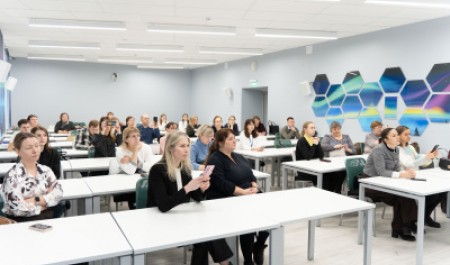 Более 60 учителей Архангельской области перенимали опыт в САФУ