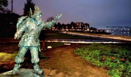 В архангельском «добром» сквере появится скульптура Робинзона Крузо