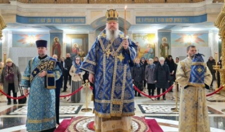 Митрополит Корнилий 6 декабря совершил всенощное бдение в Архангельске 