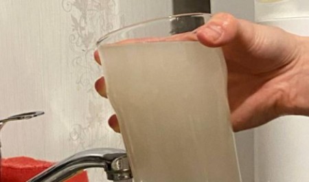 «Вода как какао»: жители Архангельска публикуют снимки мутной жидкости из кранов «Вода как какао»: жители Архангельска публикуют снимки мутной жидкости из кранов