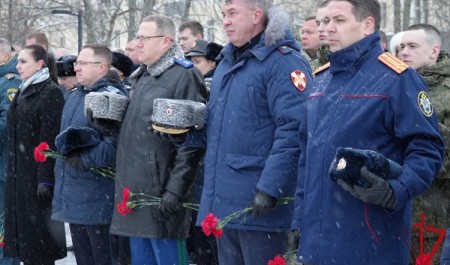 Офицеры Росгвардии приняли участие в памятном мероприятии, посвященном Дню Героев Отечества