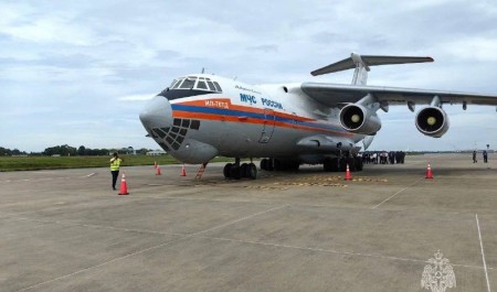 МЧС России доставило гуманитарную помощь для населения Шри-Ланки, пострадавшего от последствий циклона "Дитва" МЧС России доставило гуманитарную помощь для населения Шри-Ланки, пострадавшего от последствий циклона "Дитва"