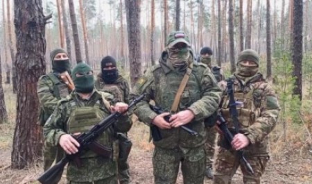 Бойцы из Архангельска получили 300 кг запчастей для автомобилей УАЗ «Патриот»