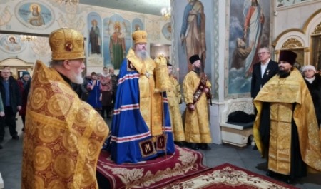 Митрополит Корнилий совершил славление в праздник святого апостола Андрея Первозванного 