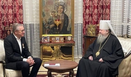 Митрополит Корнилий встретился с главой регионального ИППО Владимиром Станулевичем Митрополит Корнилий встретился с главой регионального ИППО Владимиром Станулевичем