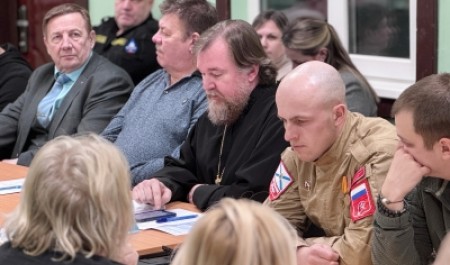 Протоиерей Валерий Суворов представил епархию на коллегии по патриотическому воспитанию архангельской молодежи Протоиерей Валерий Суворов представил епархию на коллегии по патриотическому воспитанию архангельской молодежи