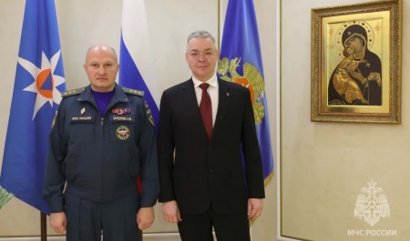 Главы МЧС России и Ставропольского края наметили мероприятия по защите населения и территорий от природных опасностей Главы МЧС России и Ставропольского края наметили мероприятия по защите населения и территорий от природных опасностей