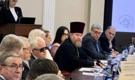 Протоиерей Валерий Суворов принял участие в заседании региональной Общественной палаты Протоиерей Валерий Суворов принял участие в заседании региональной Общественной палаты