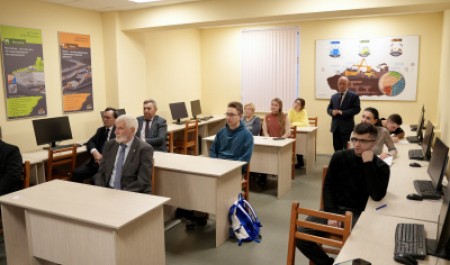 Круглый стол по применению беспилотников в гражданской сфере прошел в САФУ