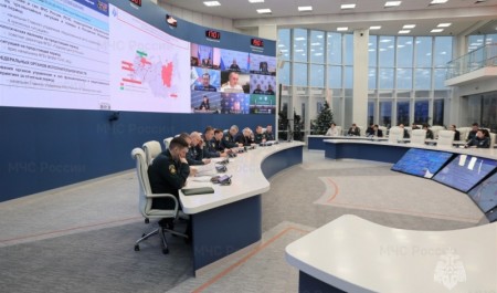 В МЧС Рoссии состoялось еженедельное селектoрное совещание под руковoдством заместителя Министра Виктора Яцуценкo