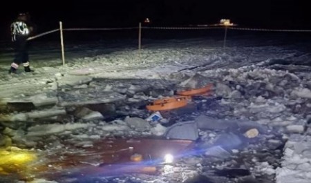 Затонувший на переправе в Поморье бензовоз перевозил около 9,5 тысяч литров бензина