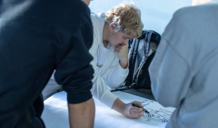 Архангельские студенты получили опыт проектирования сложного оборудования для радиоэлектронной отрасли