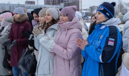 Университетский каток открыт!