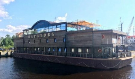 Корабль уплывает навсегда? В Архангельске снова объявили о закрытии «Паратова»