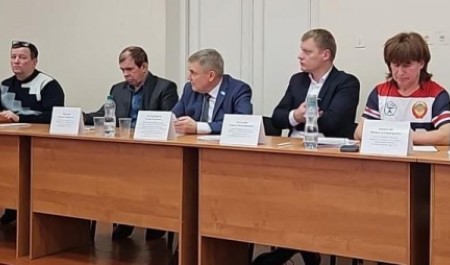 Дождались: онежским чиновникам снизили уровень гособеспечения ради экономии бюджета