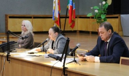 За закрытыми дверями. Как вершится политика в Коряжме