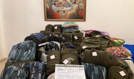 Мастерицы из архангельского Преображенского храма помогают защитникам Отечества