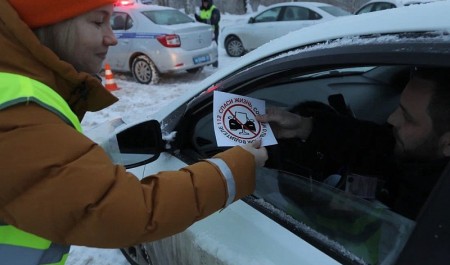 Безопасность на дорогах – в приоритете: на федеральных трассах Архангельской области усиливают контроль в праздничные дни