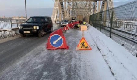 На въезде в Архангельск вновь ограничили движение из-за ремонта моста