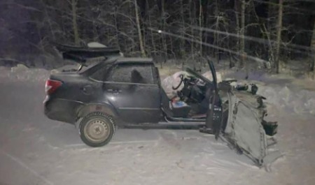 На северодвинской трассе легковушка столкнулась с рейсовым автобусом