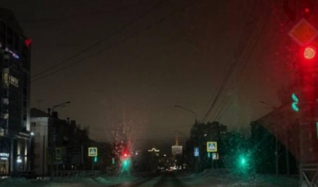 Центр Архангельска внезапно остался без света из-за аварии на кабельной линии Центр Архангельска внезапно остался без света из-за аварии на кабельной линии