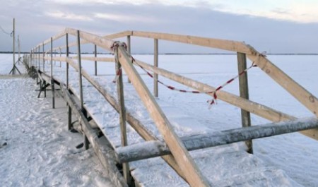 Выяснением причин трагедии на ледовой переправе в Архангельске займутся следователи Выяснением причин трагедии на ледовой переправе в Архангельске займутся следователи