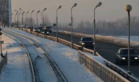 Пробки закончились: в Архангельске полностью открыли движение по ж/д мосту