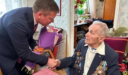 Северодвинск прощается с героем