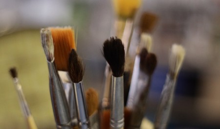 Проект «Проба пера» даст возможность юной художнице из Коряжмы стать иллюстратором книги