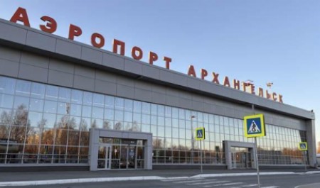 Архангельский аэропорт снова притормозил рейсы на столичные направления