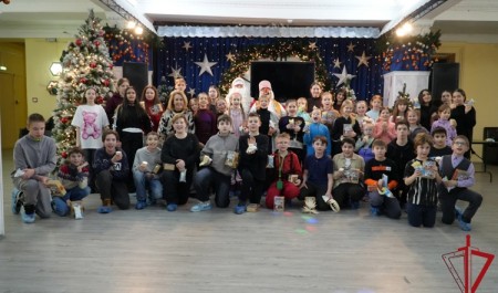 В Архангельске продолжается экскурсионная программа для детей участников СВО