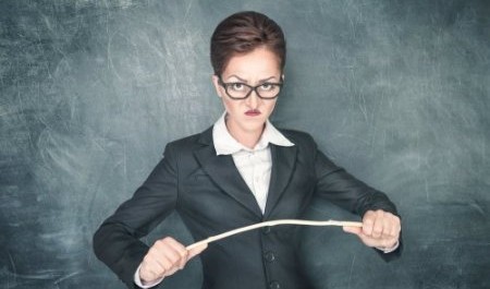 Они озверели? В Плесецком округе учительница избивала пятиклассника