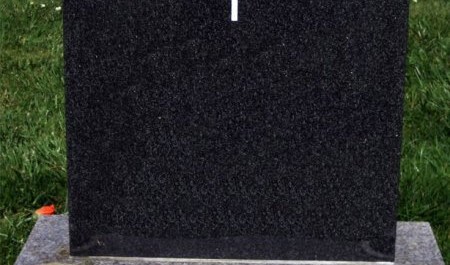 В Архангельске менеджер по продажам обокрала ритуальную контору