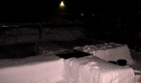 Воспитанники архангельской колонии смыли грехи на Крещение